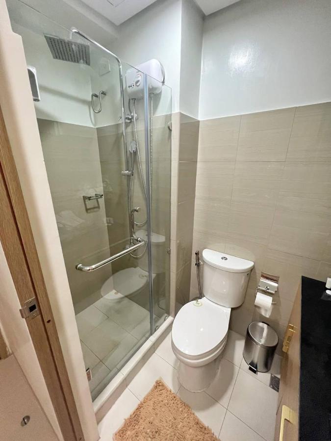 M&M Condostay At Shore 2 Residences Tower 2 Pasay City Манила Экстерьер фото